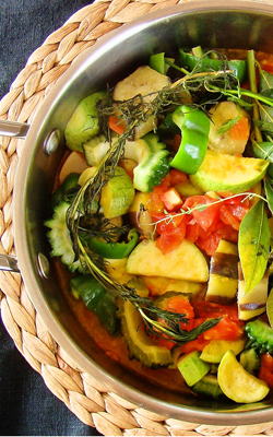 夏野菜とゴーヤのラタトゥイユ